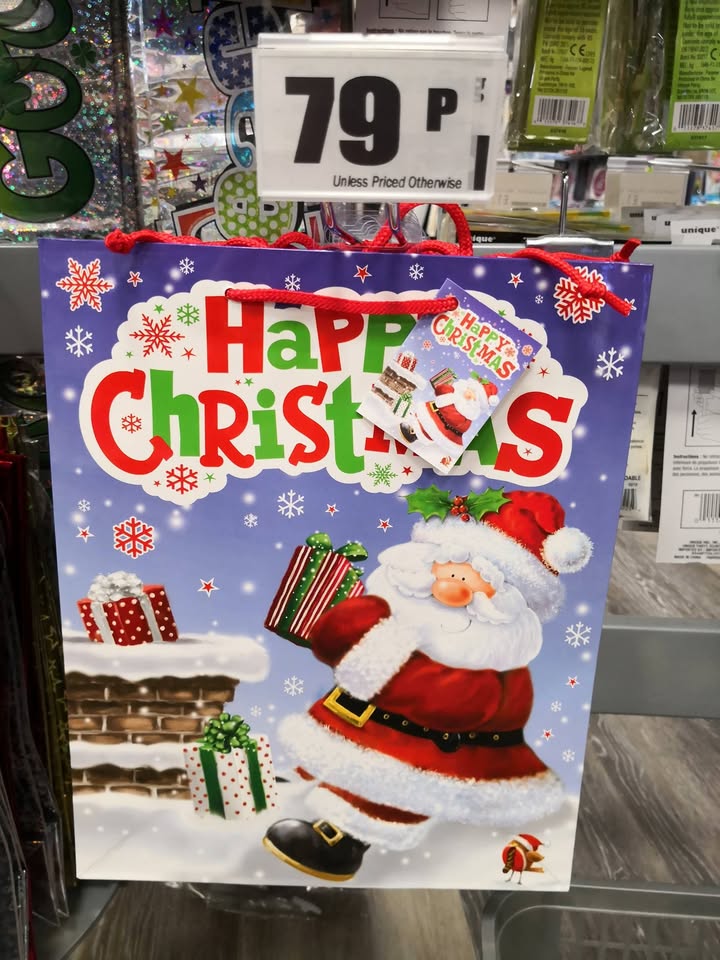 Last-minute Christmas bits still in stock