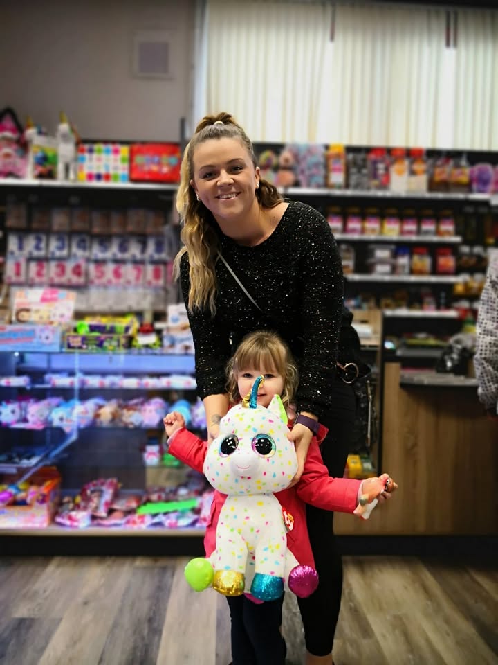 Congratulations to our giveaway winner, Briony!