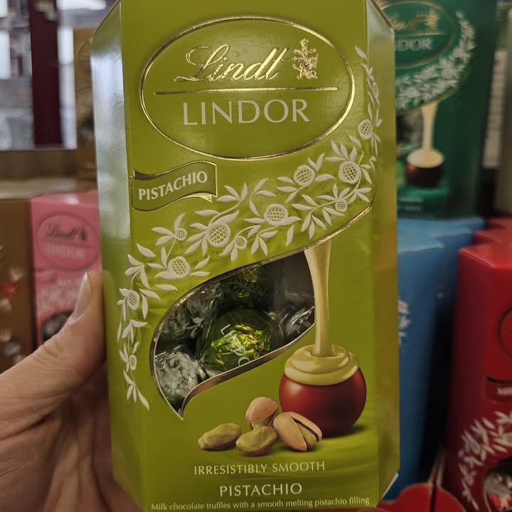 Lindt Pistachio Delight – smooth, luxe, and new in