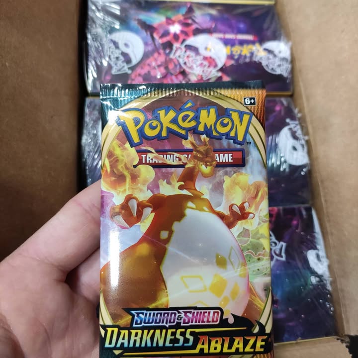 Pokémon Darkness Ablaze is here