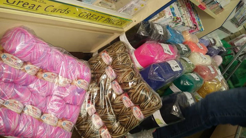 Robin wool and knitting needles now in stock