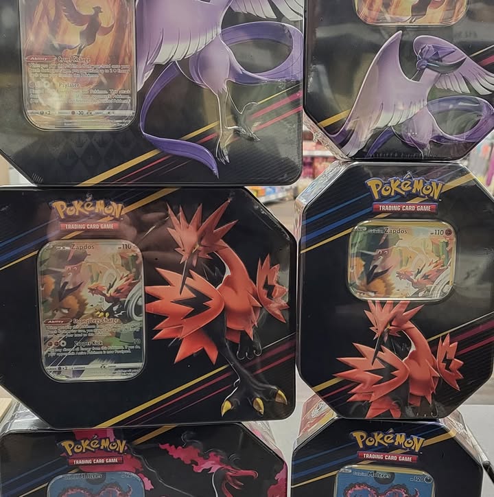 Lucky Pokémon pull from just one pack!