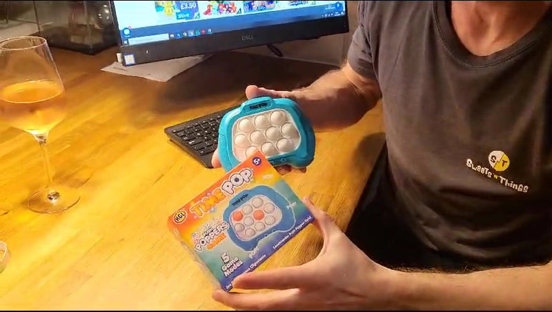 Pop Fidget with a Twist – New In!