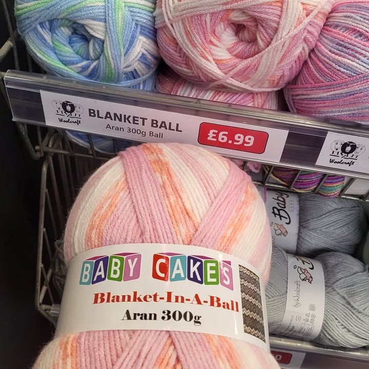 New wool arrivals—blanket balls and DK in store