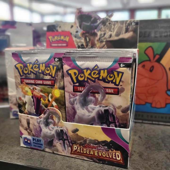 Pokémon Scarlet & Violet Paldea Evolved arrives Friday